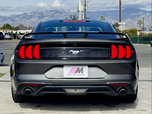 2018 Ford Mustang EcoBoost