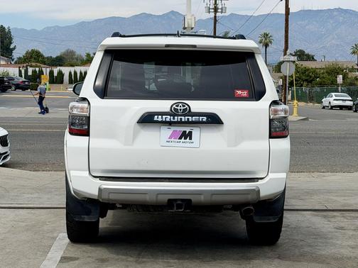 Super White 2019 Toyota 4Runner TRD Off Road Premium