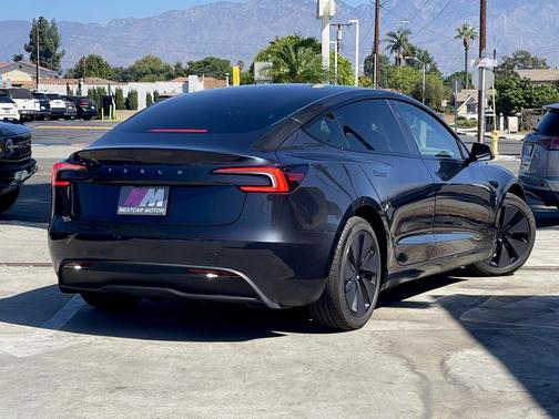 2025 Tesla Model 3 Long Range