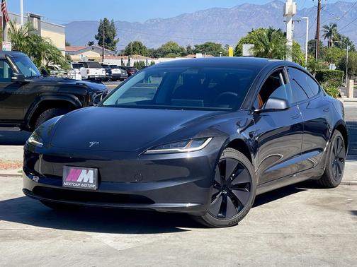 2025 Tesla Model 3 Long Range