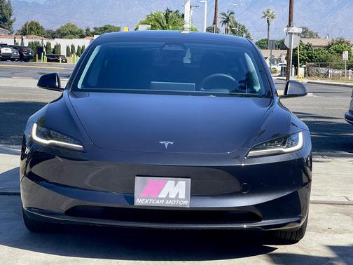 2025 Tesla Model 3 Long Range
