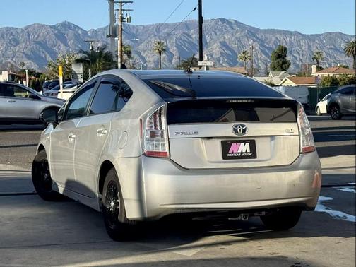2010 Toyota Prius II