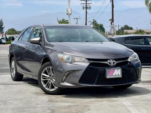 2015 Toyota Camry SE