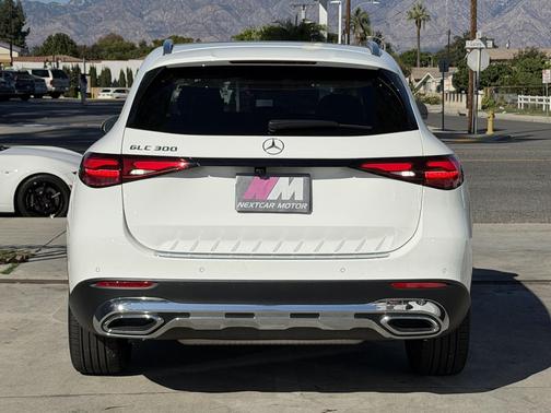 2024 Mercedes-Benz GLC 300 Base