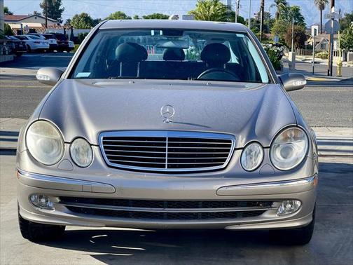 2004 Mercedes-Benz E-Class 4dr Sdn 5.0L