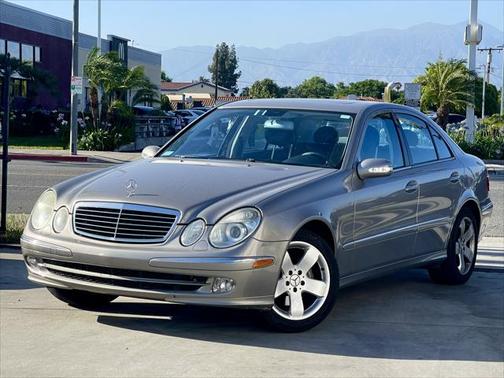 2004 Mercedes-Benz E-Class 4dr Sdn 5.0L