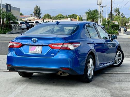2020 Toyota Camry LE