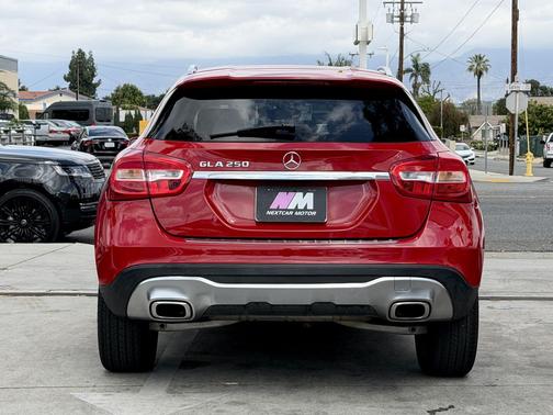 2018 Mercedes-Benz GLA 250 Base