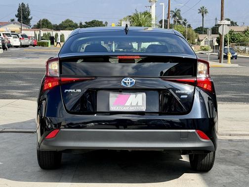 2019 Toyota Prius XLE