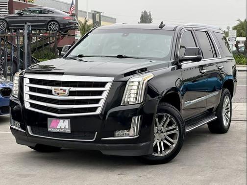 2018 Cadillac Escalade Base