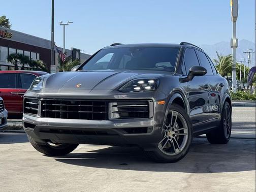 Gray 2024 Porsche Cayenne Cayenne