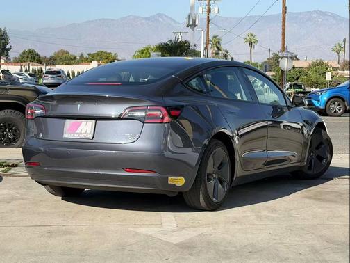 2022 Tesla Model 3 Long Range
