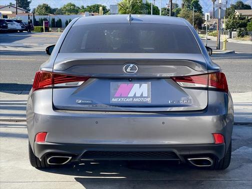 2018 Lexus IS 300 Base
