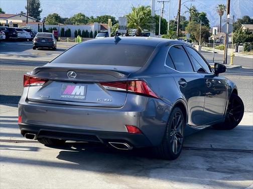 2018 Lexus IS 300 Base