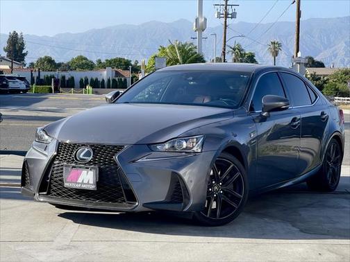 2018 Lexus IS 300 Base