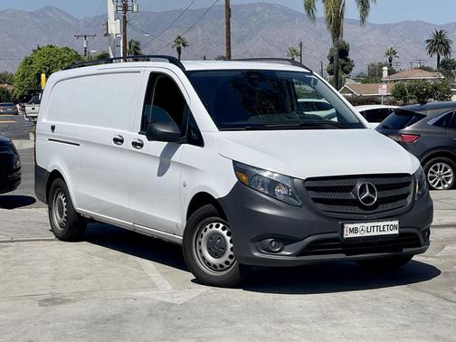 2022 Mercedes-Benz Metris Base