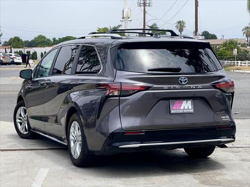 2024 Toyota Sienna Limited 7-Passenger