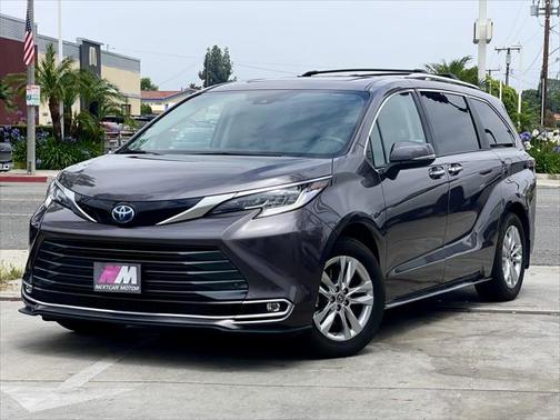 2024 Toyota Sienna Limited 7-Passenger