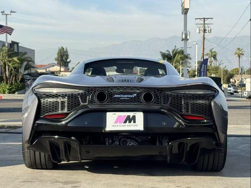 2023 McLaren Artura Coupe