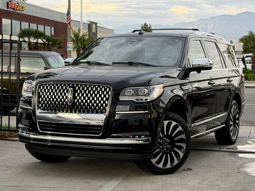 2022 Lincoln Navigator Black Label