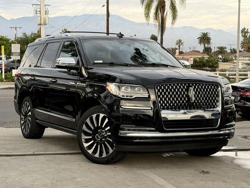 2022 Lincoln Navigator Black Label