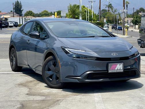 2024 Toyota Prius LE