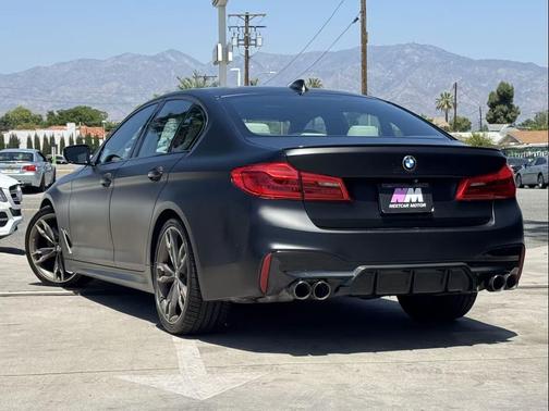 Black 2018 BMW M550 i Xdrive