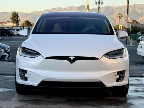 2018 Tesla Model X 100D