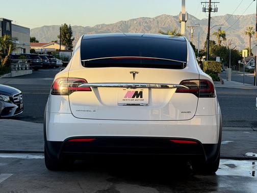 2018 Tesla Model X 100D