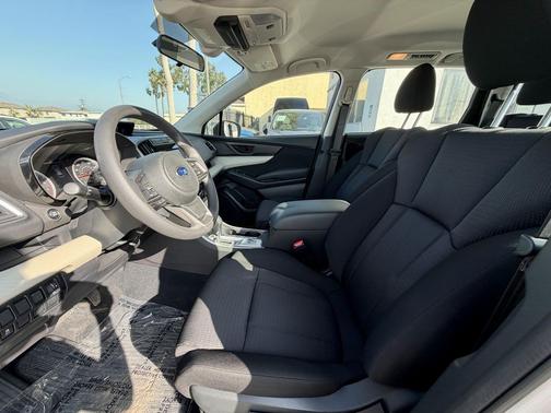 2021 Subaru Ascent Base 8-Passenger