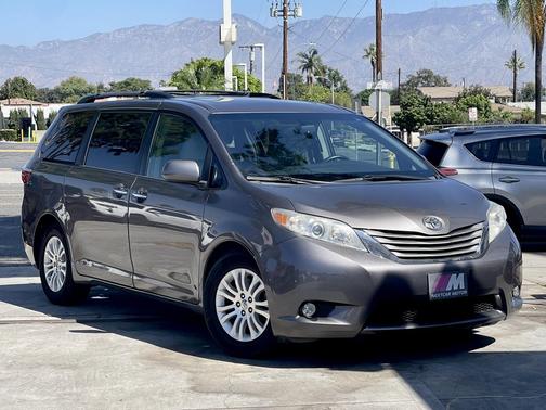 2016 Toyota Sienna XLE Premium