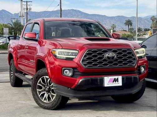 2020 Toyota Tacoma TRD Sport