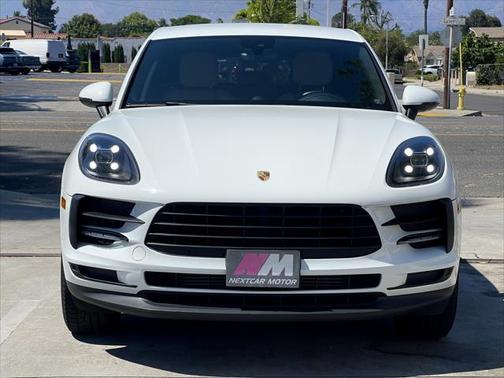 2021 Porsche Macan Base