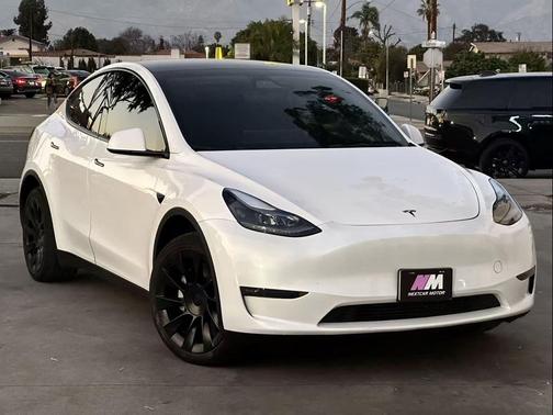 2023 Tesla Model Y Long Range Dual Motor All-Wheel Drive