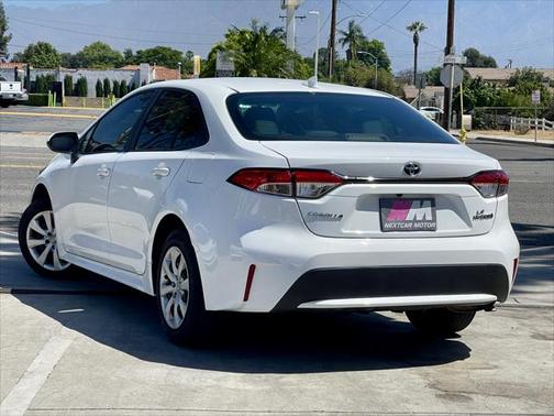 2024 Toyota Corolla Hybrid LE