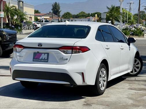 2024 Toyota Corolla Hybrid LE