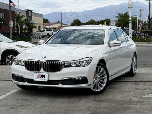 White 2016 BMW 740 4dr Sdn 740i RWD