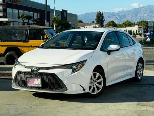 2022 Toyota Corolla LE