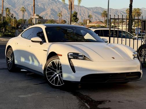 2022 Porsche Taycan RWD