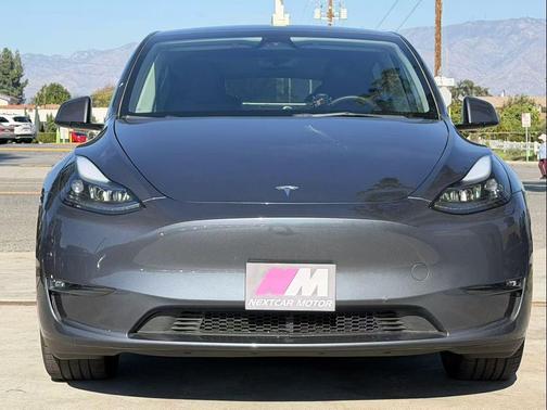 2023 Tesla Model Y Long Range AWD