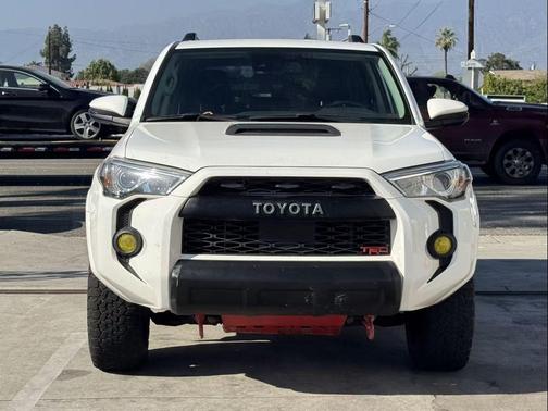 Super White 2020 Toyota 4Runner TRD Off Road Premium