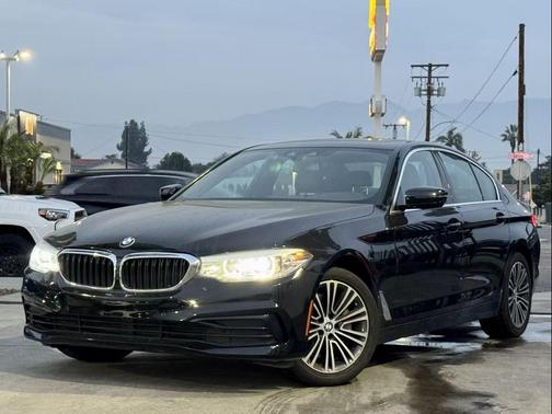 2020 BMW 530 530i Sedan