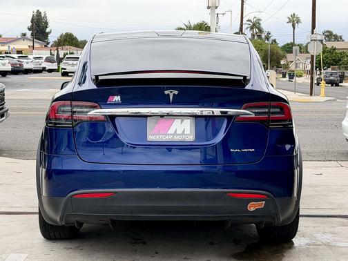2019 Tesla Model X 75D AWD