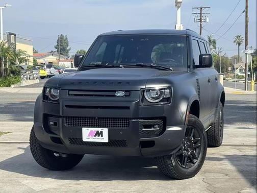Santorini Black Metallic 2024 Land Rover Defender 110 P400 S