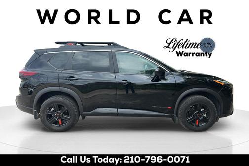 Super Black 2025 Nissan Rogue S