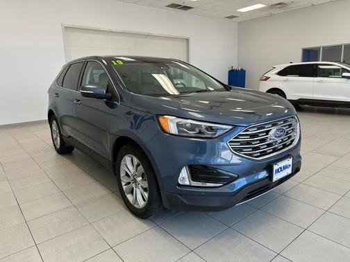 Blue Metallic 2019 Ford Edge Titanium