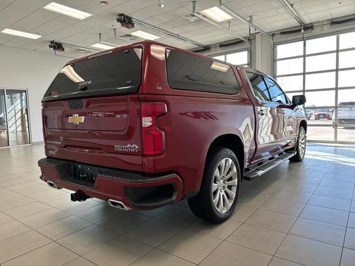 2022 Chevrolet Silverado 1500 High Country