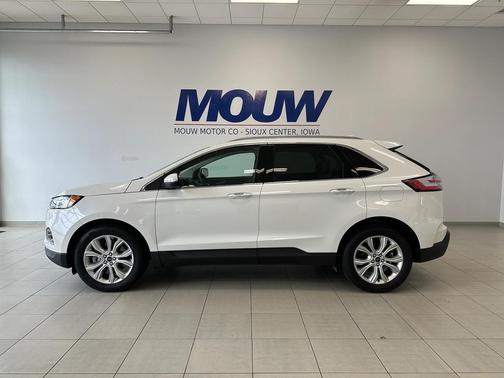 2020 Ford Edge Titanium