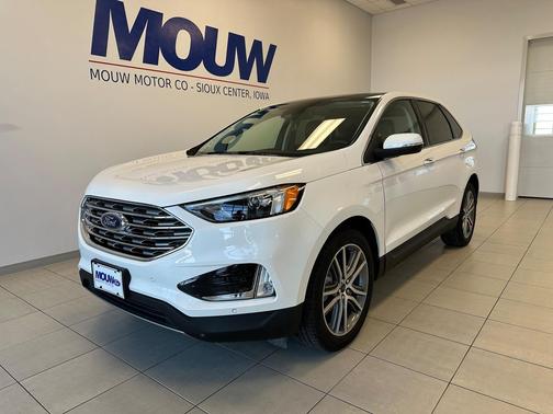 Star White Metallic Tri-Coat 2022 Ford Edge Titanium