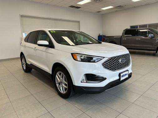 Oxford White 2023 Ford Edge SEL